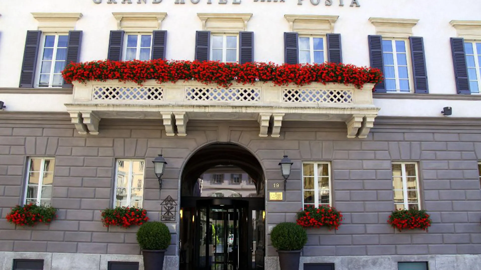 Grand Hotel Della Posta Sondrio 4*,  Italia