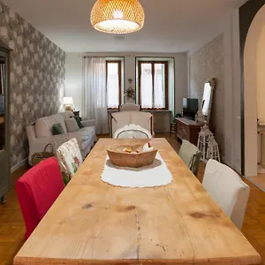 Via Mezzaterra 10 , Feltre Italy