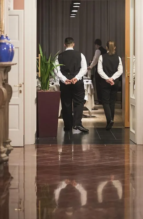 ****  Grand Hotel Della Posta Sondrio Italië